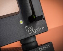 DAgostino Classic Stereo logo